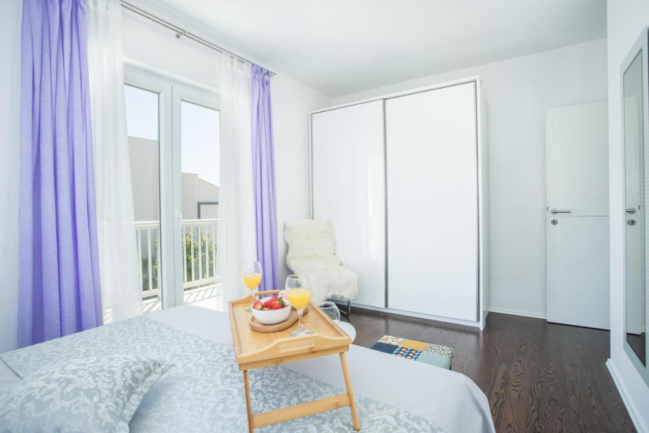 דירות פודסטראנה Royal View מראה חיצוני תמונה